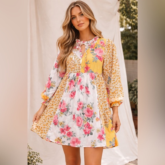 Umgee Dresses & Skirts - Umgee USA Boho Floral Patchwork Dress Small Ruffle Neck